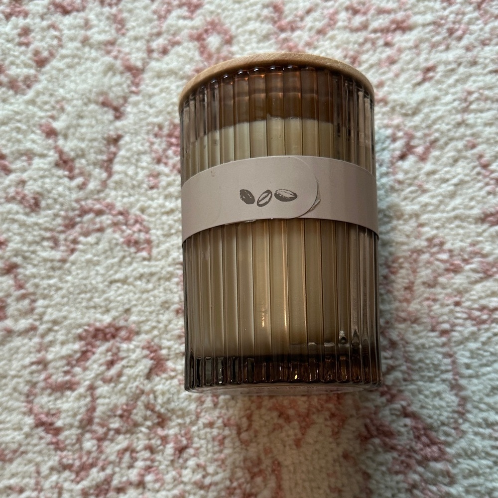 Cafe Dolce Scented Candle - Picture 2 of 2